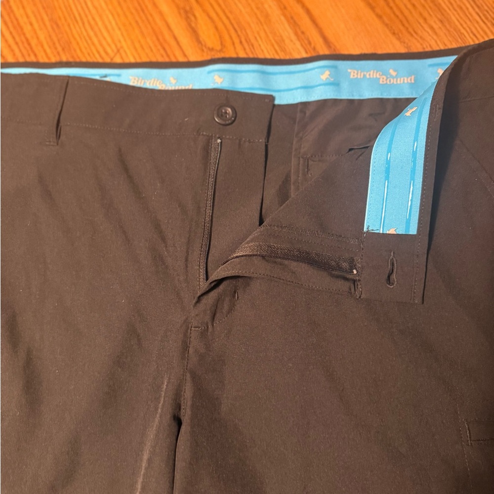 BIRDIE BOUND BLACK Men's strechy Shorts, Size 40 NWT - Picture 4 of 7